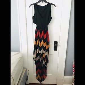 High-Low Chiffon Chevron Cutout Dress\\ Small